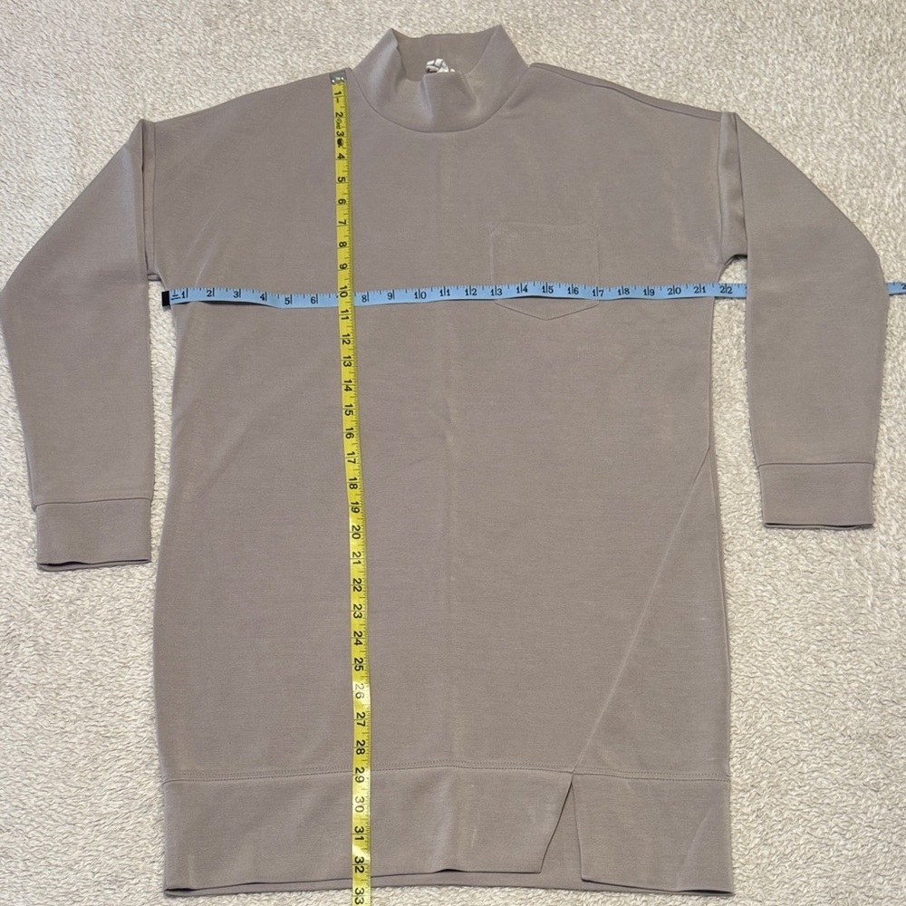 🤍 Cable & Gauge Taupe Mock Neck Dress – Women’s Size Medium - Picture 2 of 8